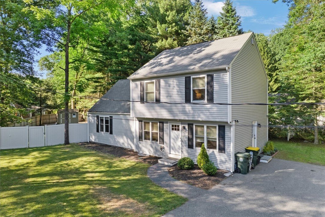House in Smithfield, Rhode Island, United States 2 - 18326748