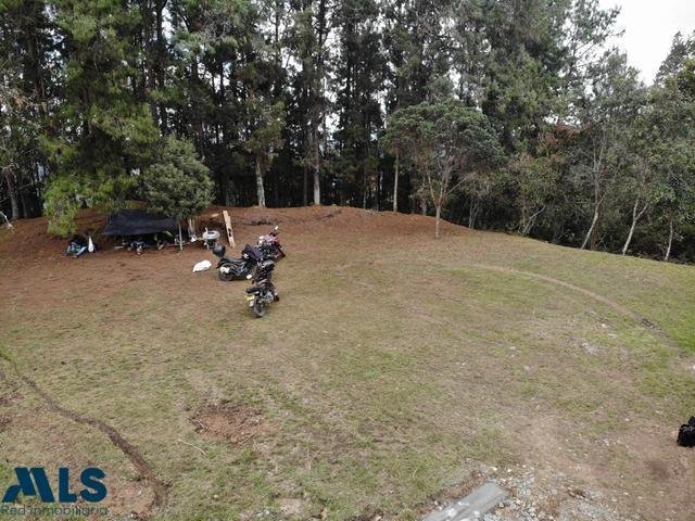 Terrain à Envigado, Antioquia, Colombie 1 - 18327405