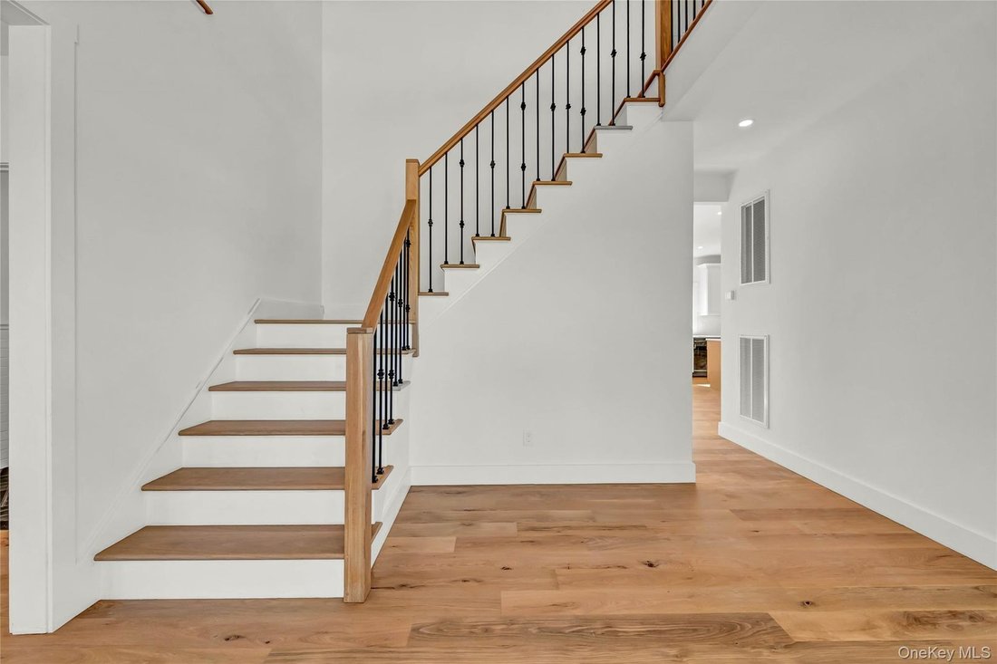 House in Lagrangeville, New York, United States 5 - 16780897