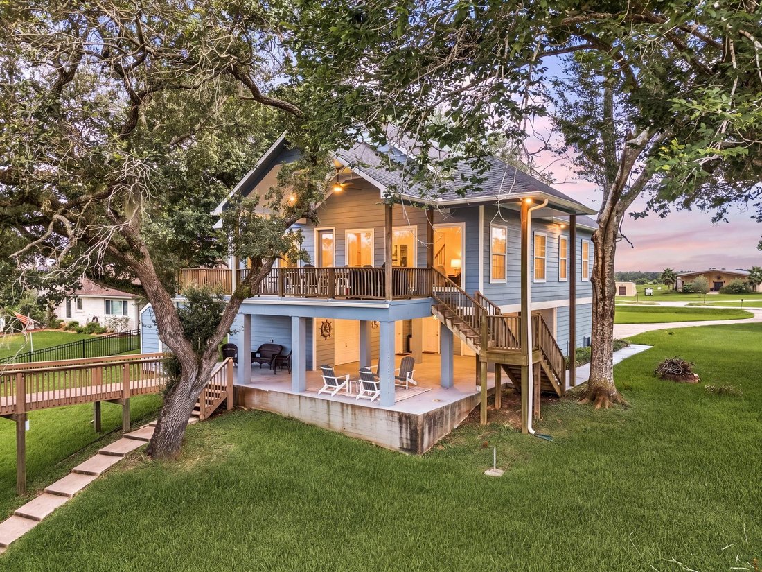 House in Brazoria, Texas, United States 2 - 18327611