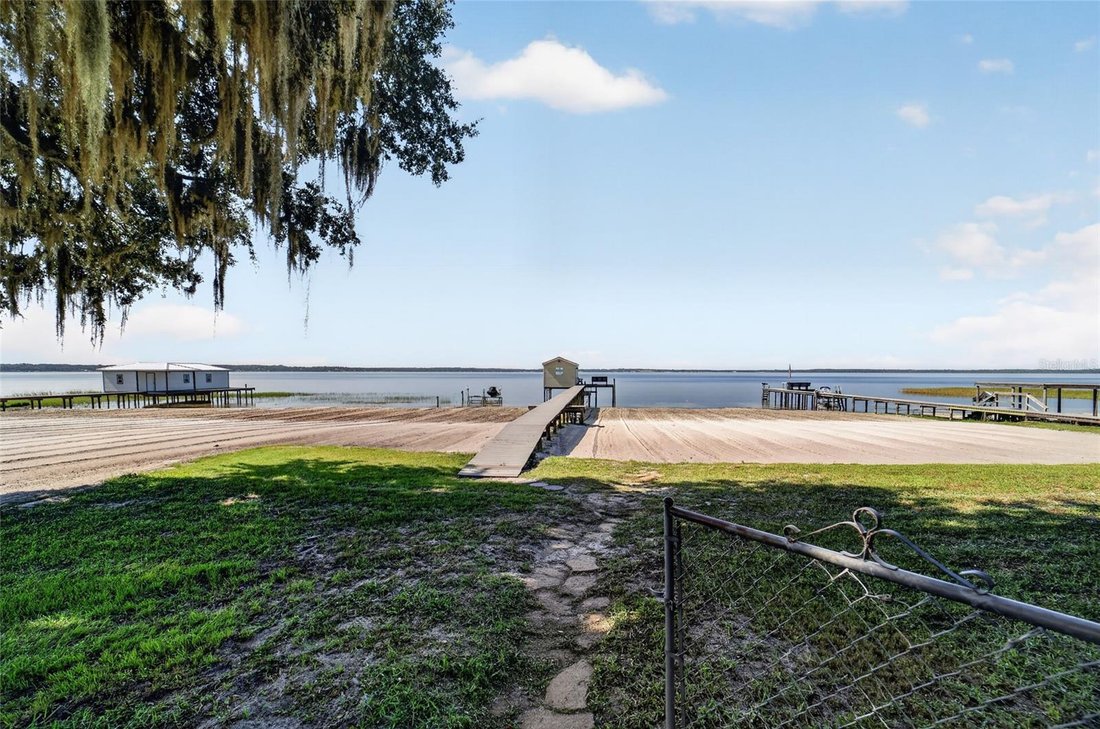 House in Ocklawaha, Florida, United States 3 - 18327323