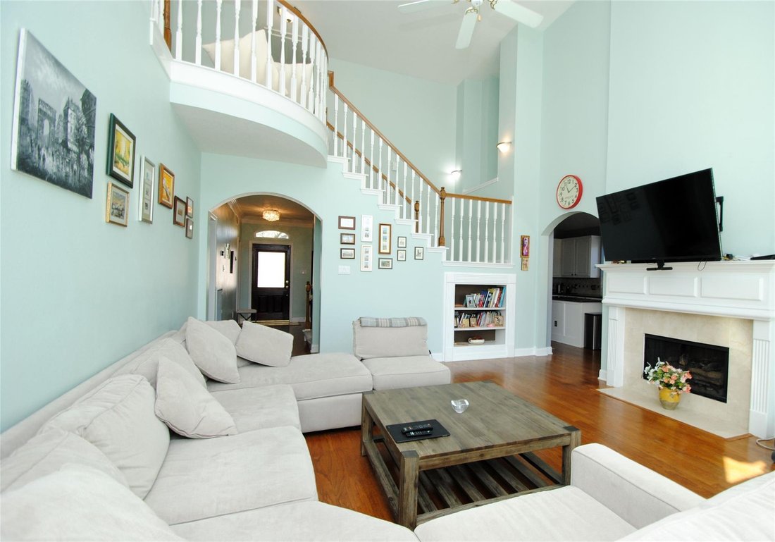 House in Houston, Texas, United States 3 - 18327629