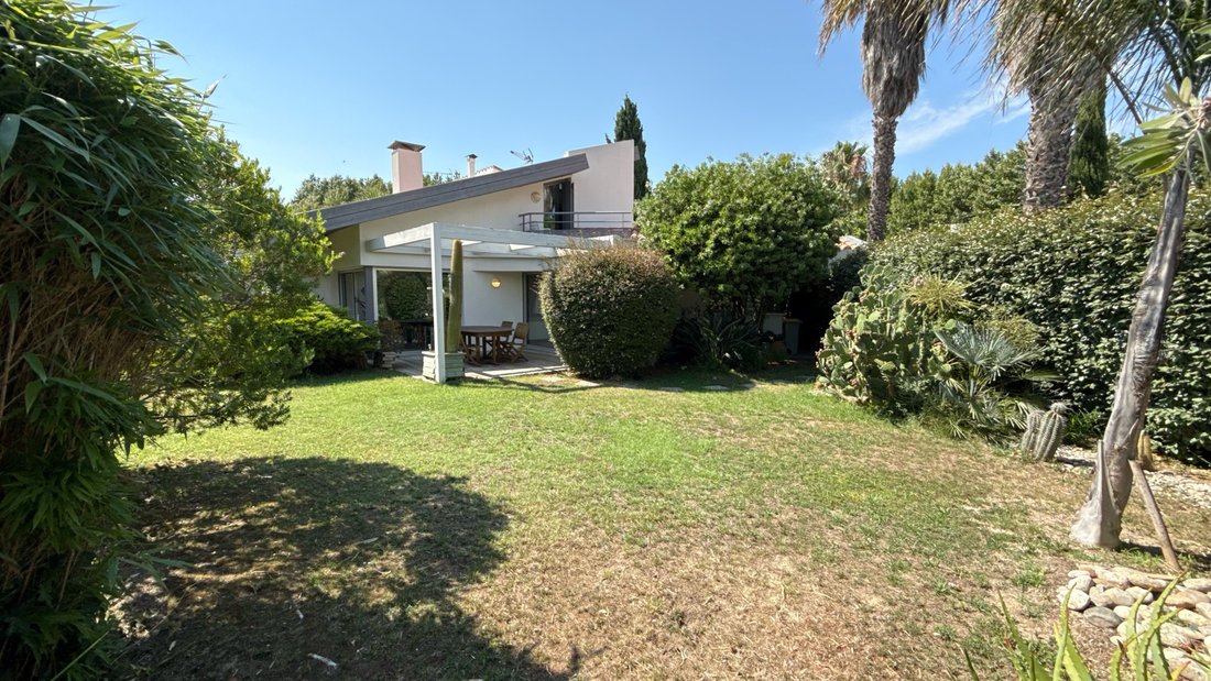 Villa in Zone Plage, Saint-Cyprien, France 2 - 18327846
