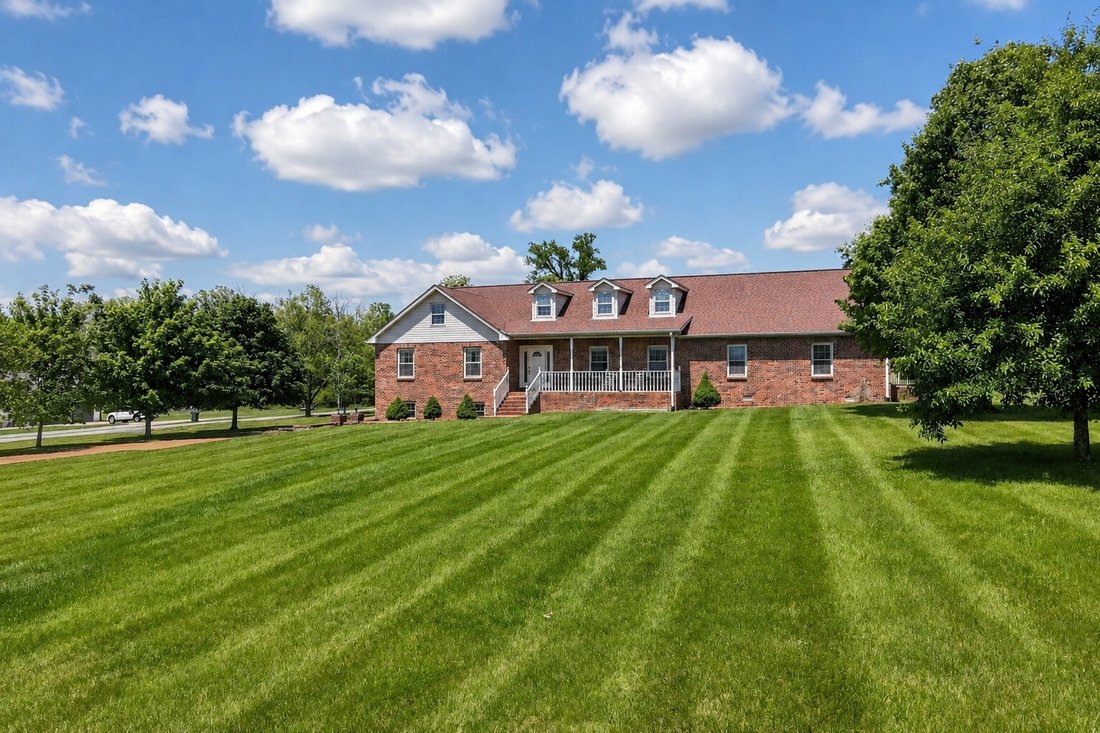 House in Gallatin, Tennessee, United States 2 - 17979772