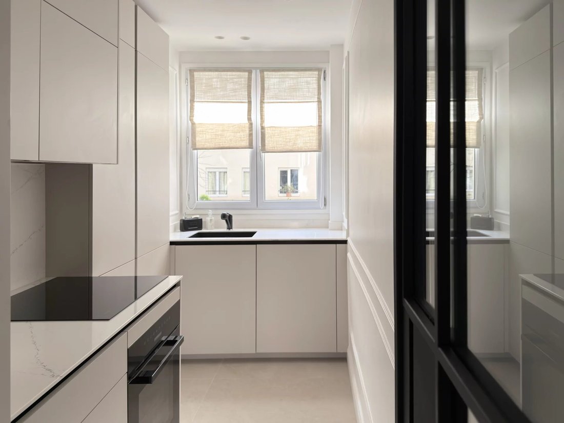 Apartment in Chaillot, Paris 16e Arrondissement, Paris 4 - 18328395