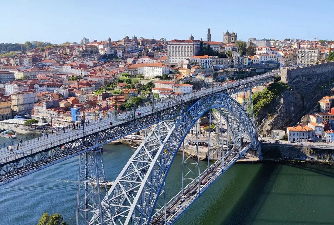 Apartment in Cedofeita, Santo Ildefonso, Se, Miragaia, Sao Nicolau e Vitoria, Porto District, Portugal 4 - 18328196