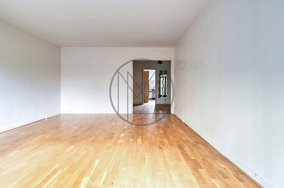Apartment in Domaine National du Château, Versailles, France 3 - 18327777