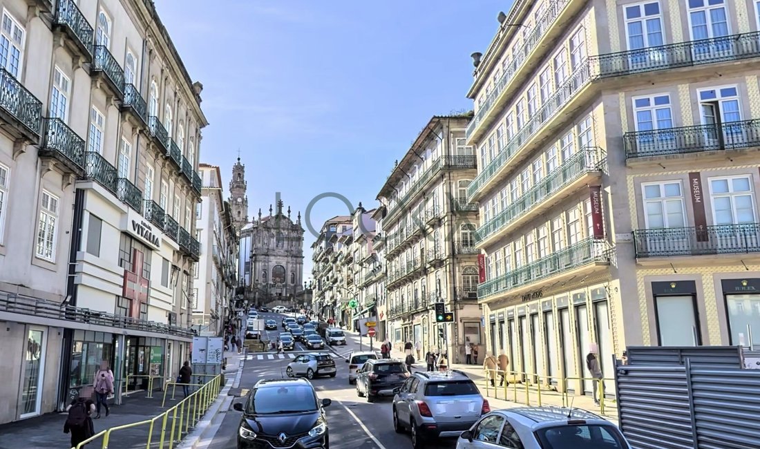 Apartment in Cedofeita, Santo Ildefonso, Se, Miragaia, Sao Nicolau e Vitoria, Porto District, Portugal 1 - 18328196