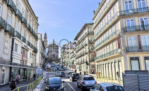 Apartment in Cedofeita, Santo Ildefonso, Se, Miragaia, Sao Nicolau e Vitoria, Porto District, Portugal 1
