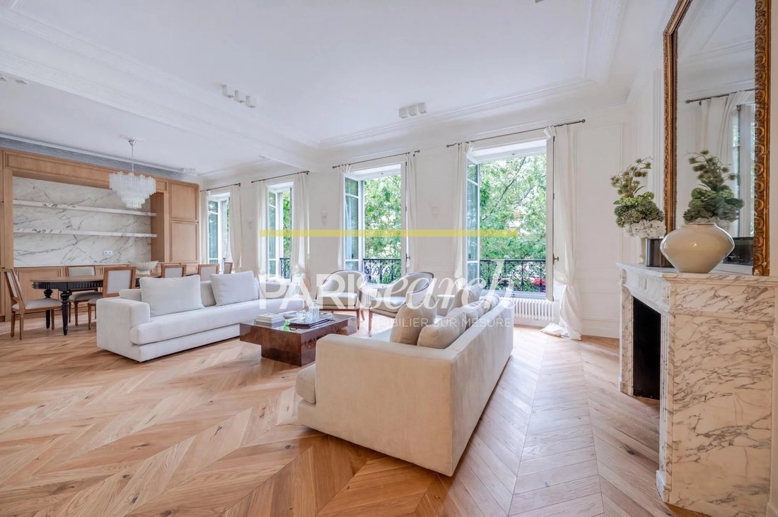 Apartment in Chaillot, Paris 16e Arrondissement, Paris 2 - 18327515
