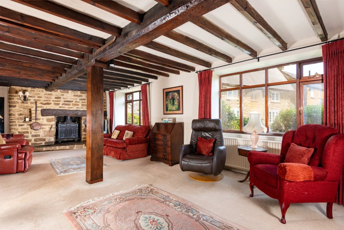House in Middleton Cheney, England 4 - 18326781