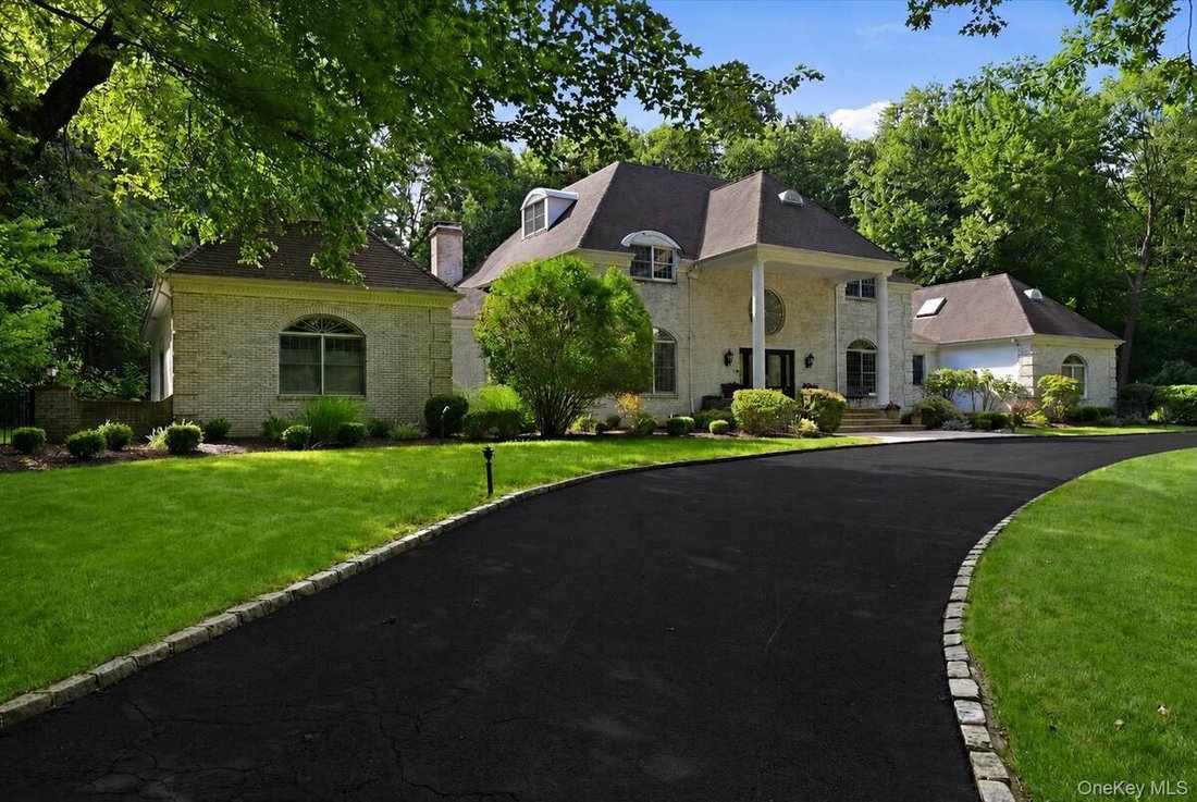 House in Saint James, New York, United States 1 - 16498960