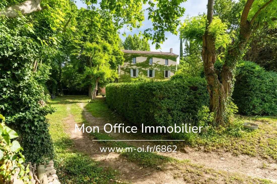 House in La Tour-d'Aigues, Provence-Alpes-Côte d'Azur, France 2 - 18326995