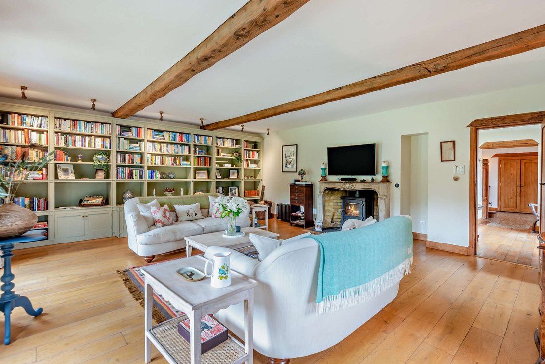 House in Gustard Wood, Wheathampstead, England 2 - 18327073