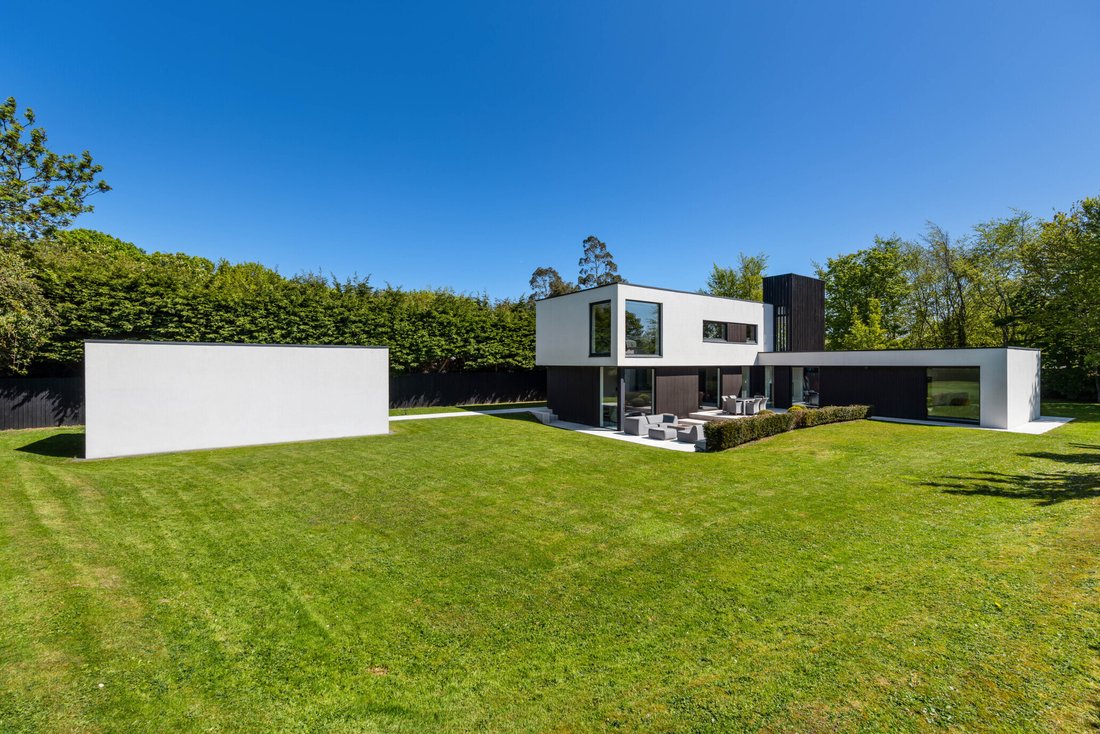 House in Malahide, County Dublin, Ireland 3 - 18327030