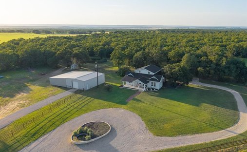 House in Santo, Texas, United States 1