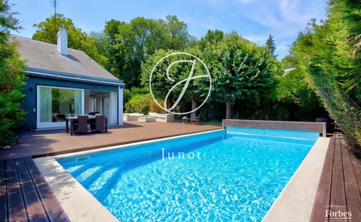 House in Centre, Clamart, France 1