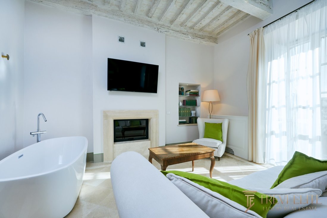 House in Sarteano, Tuscany, Italy 2 - 18332448