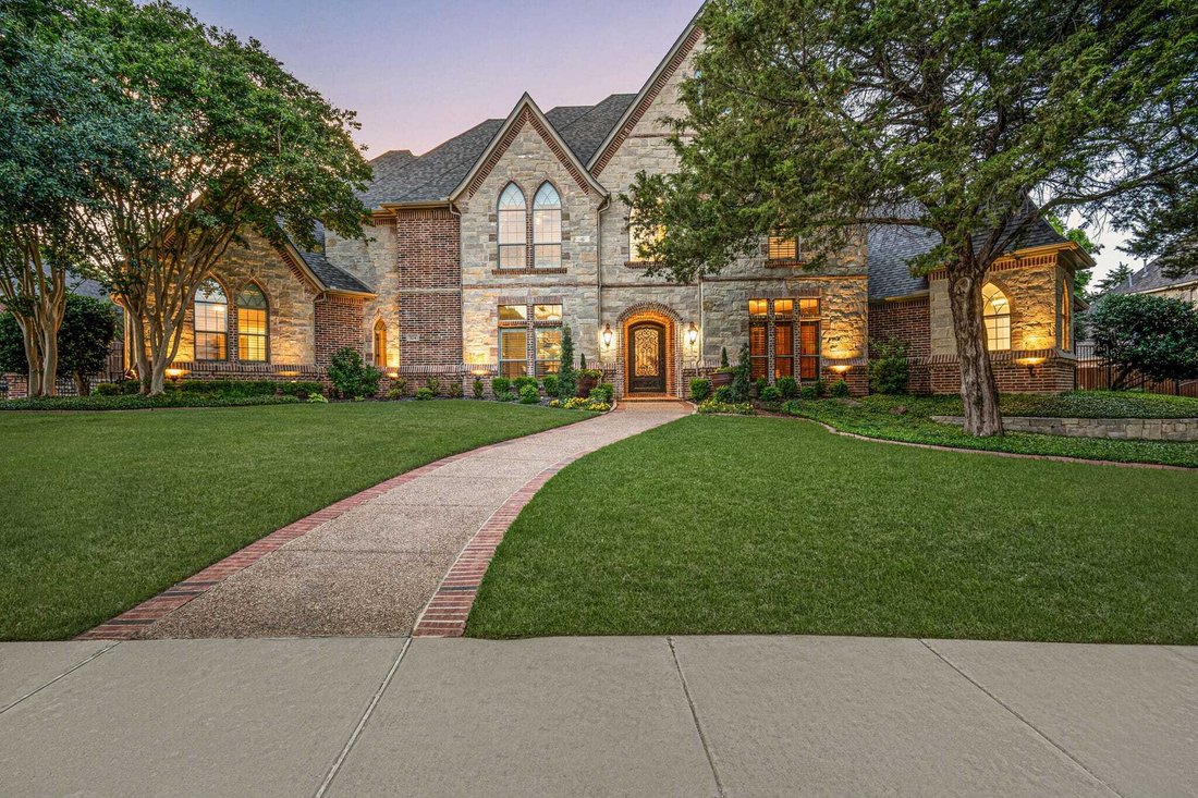 House in Grapevine, Texas, United States 1 - 18043404