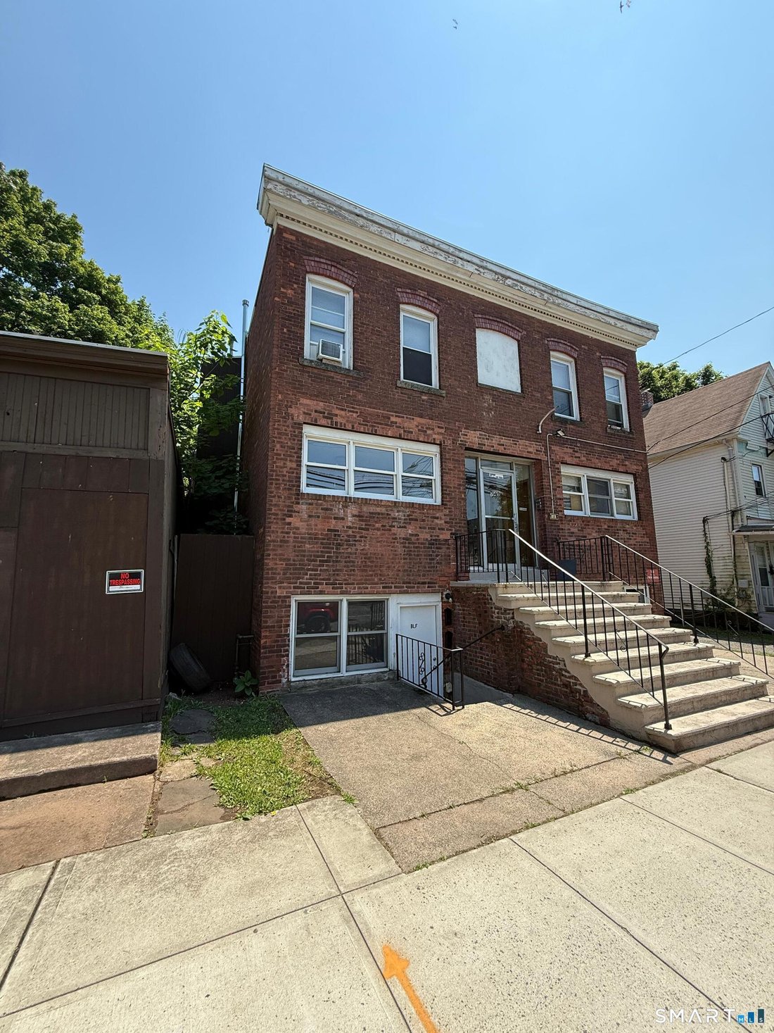 New Haven, Connecticut, United States 4 - 18329344