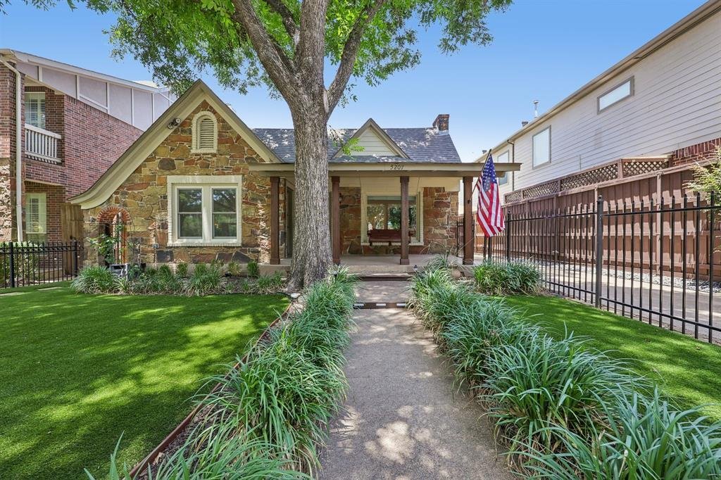 House in Dallas, Texas, United States 1 - 18331436