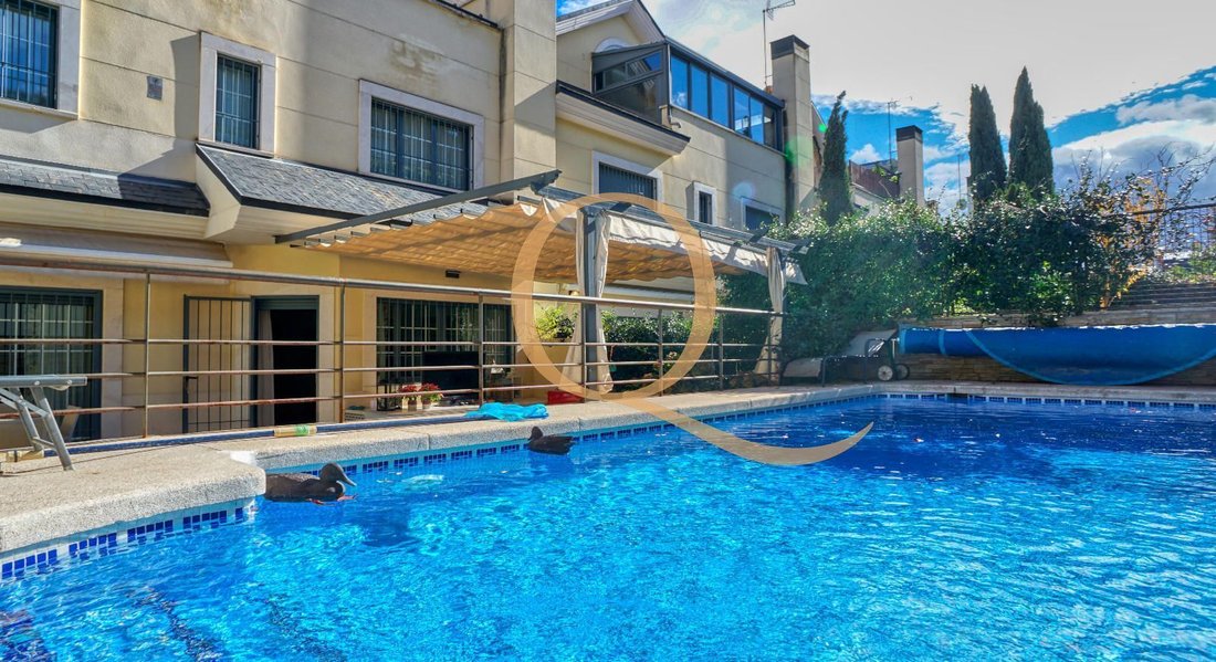 Townhouse in Hortaleza, Madrid, Spain 3 - 18329662