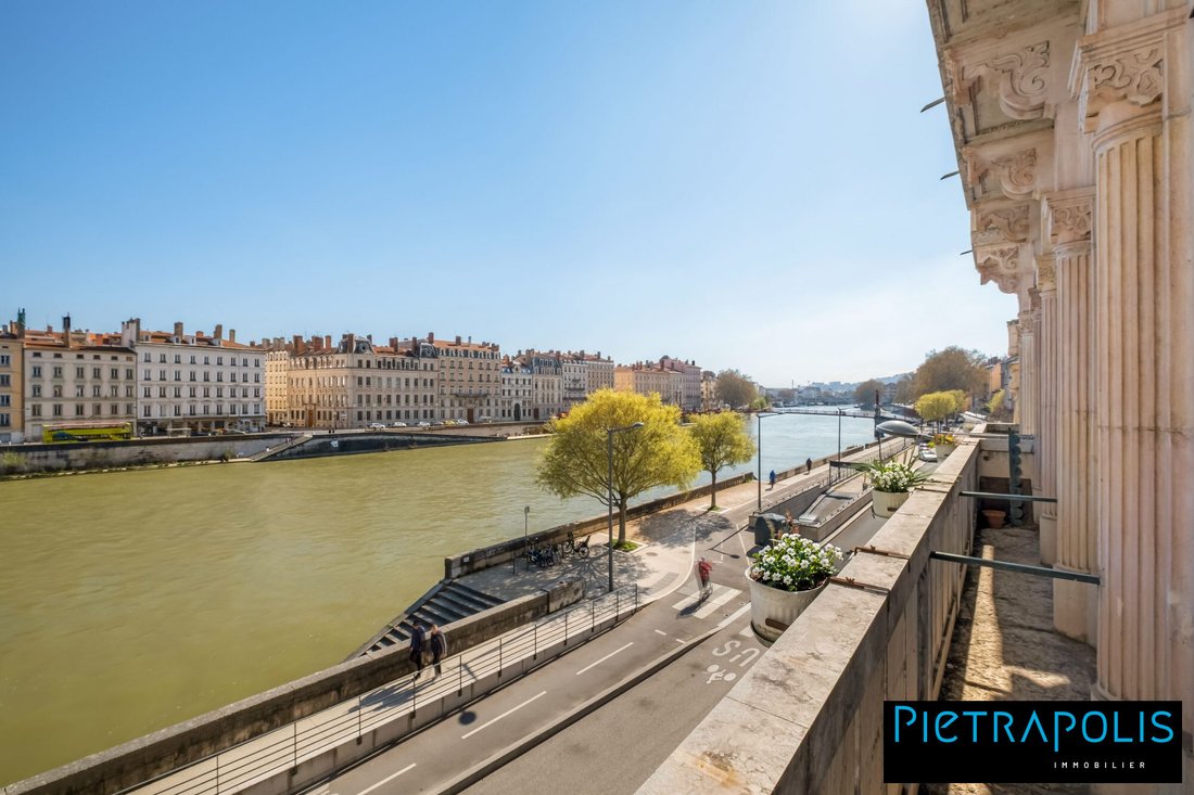 Apartment in Perralière, Lyon, Auvergne-Rhône-Alpes 1 - 18332277