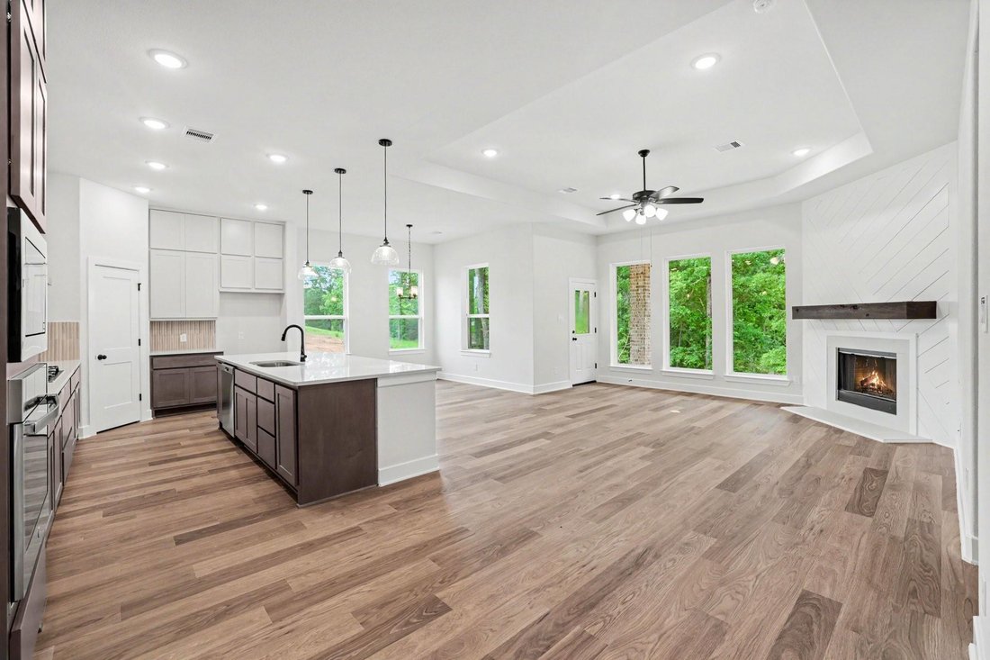 House in Willis, Texas, United States 1 - 18331264