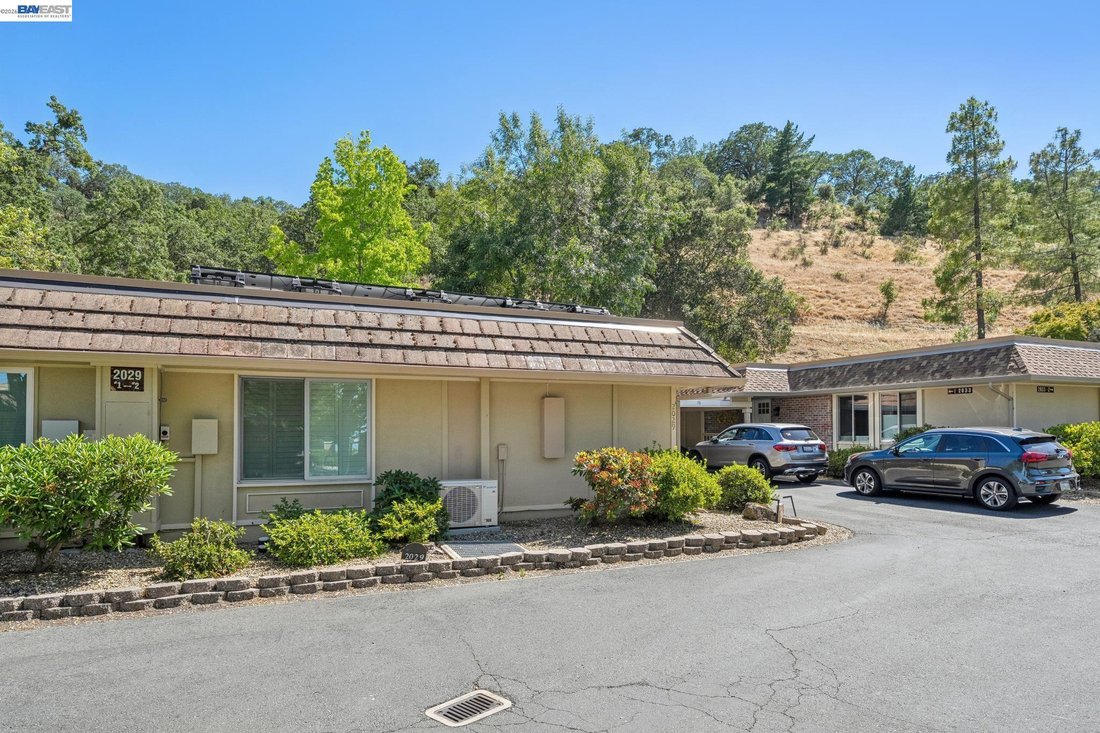 Condo in Walnut Creek, California, United States 3 - 18330476