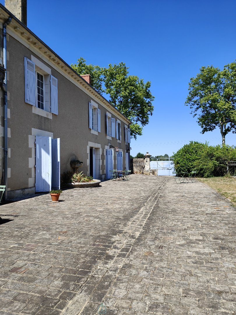 Casa a Château-la-Vallière, Centro-Val della Loira, Francia 3 - 18331699