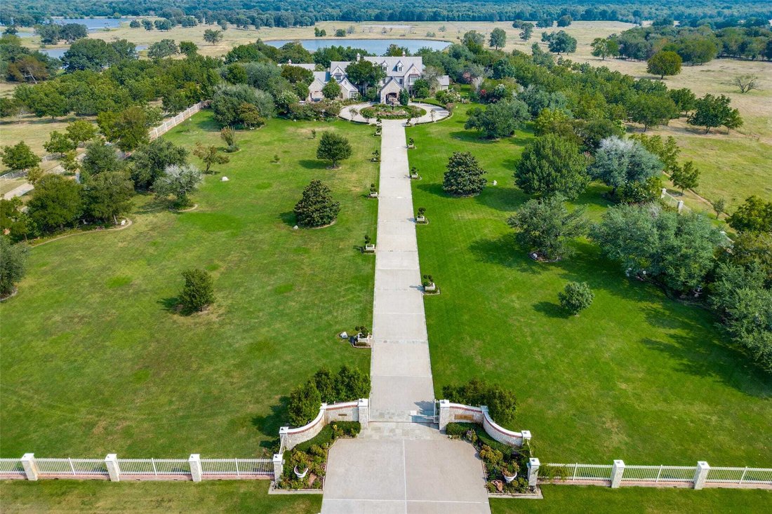 House in Sulphur Springs, Texas, United States 2 - 14654383