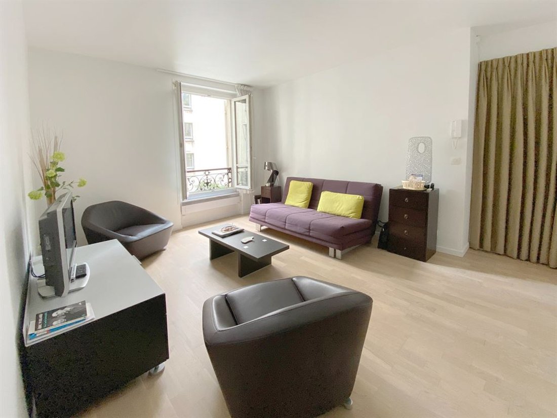 Apartment in Pereire-Malesherbes, Paris 17e Arrondissement, Paris 2 - 18330205