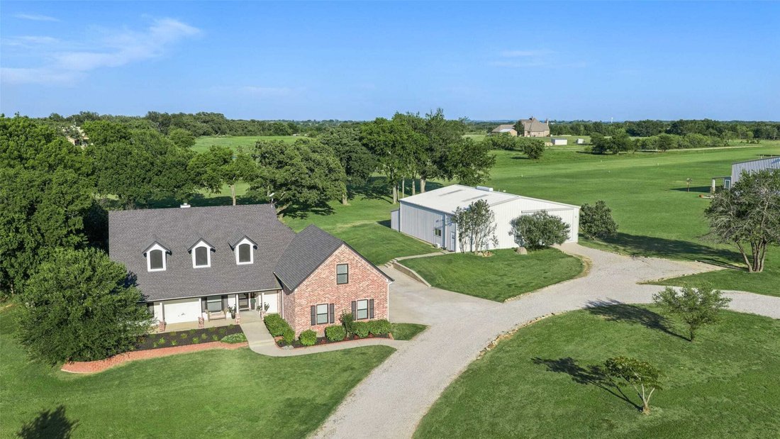 House in Decatur, Texas, United States 1 - 17963183