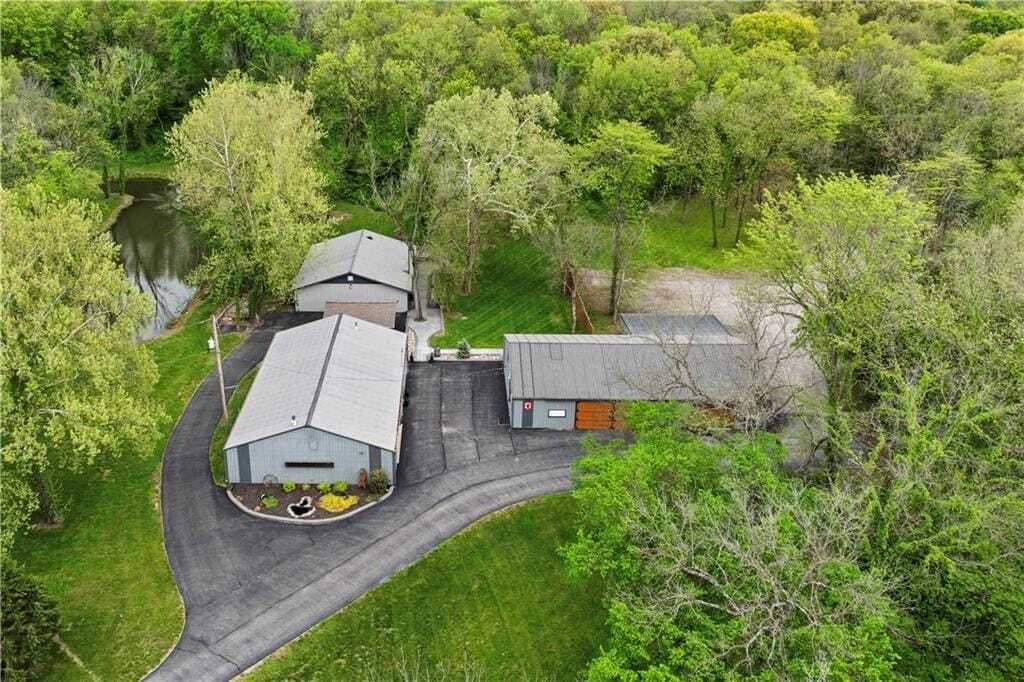 House in Kansas City, Kansas, United States 3 - 17475263