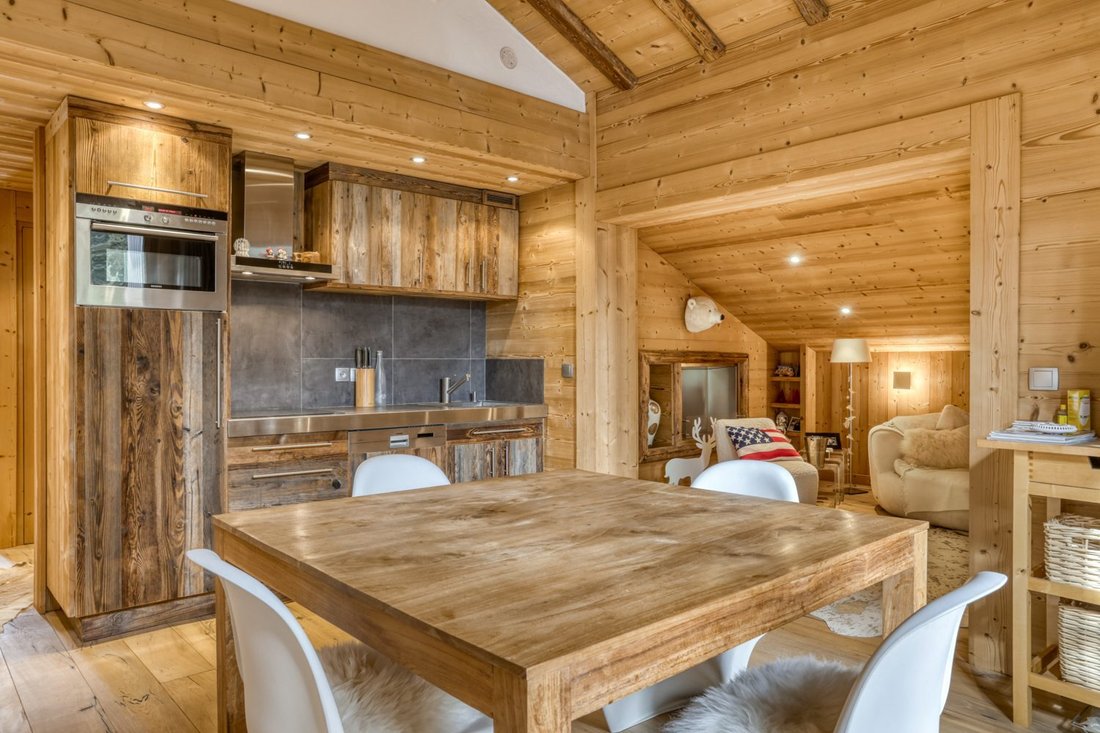 Apartment in Megève, Auvergne-Rhône-Alpes, France 2 - 17460836