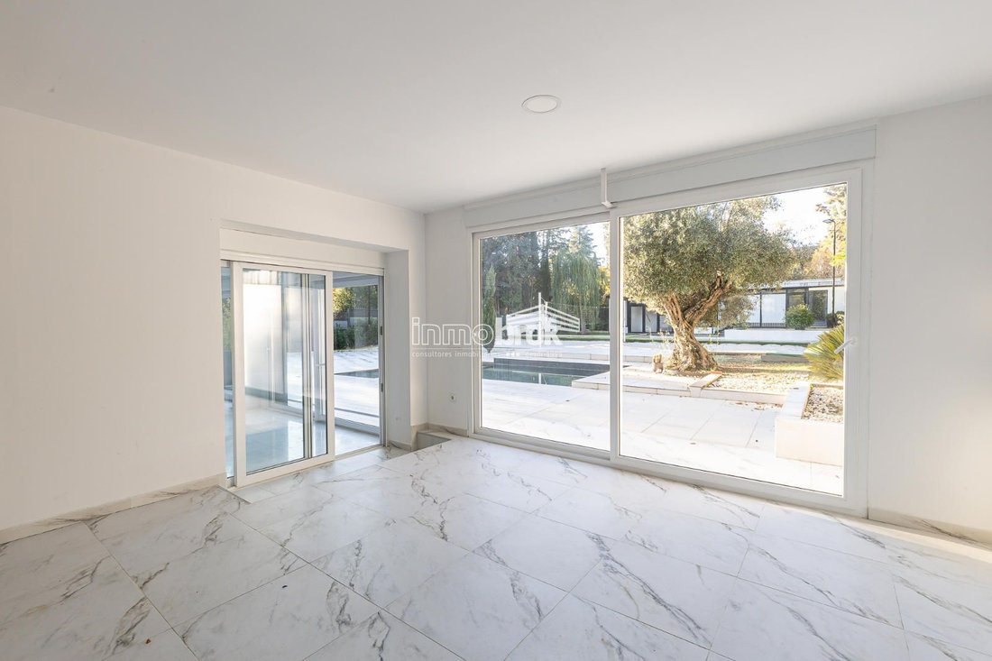 Chalet in La Moraleja, Alcobendas, Comunidad de Madrid 4 - 18329466