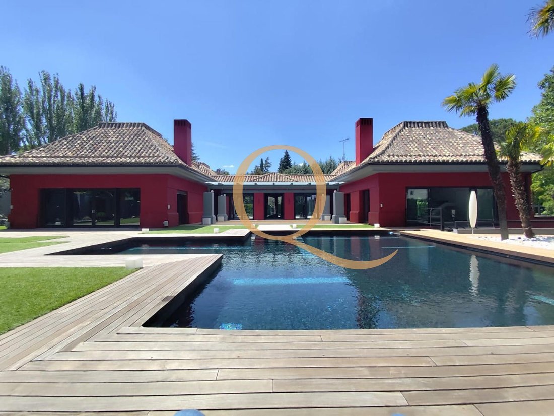 Chalet in La Moraleja, Alcobendas, Comunidad de Madrid 2 - 18329940