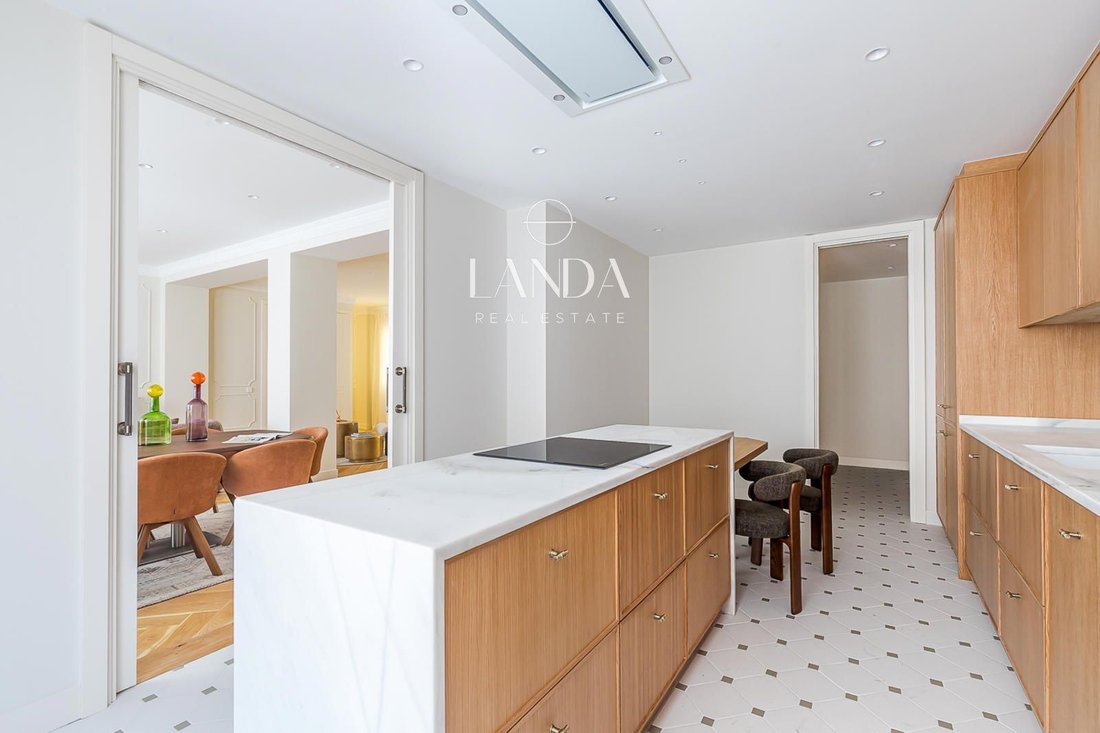Apartment in Tetuan, Madrid, Spain 5 - 18330252