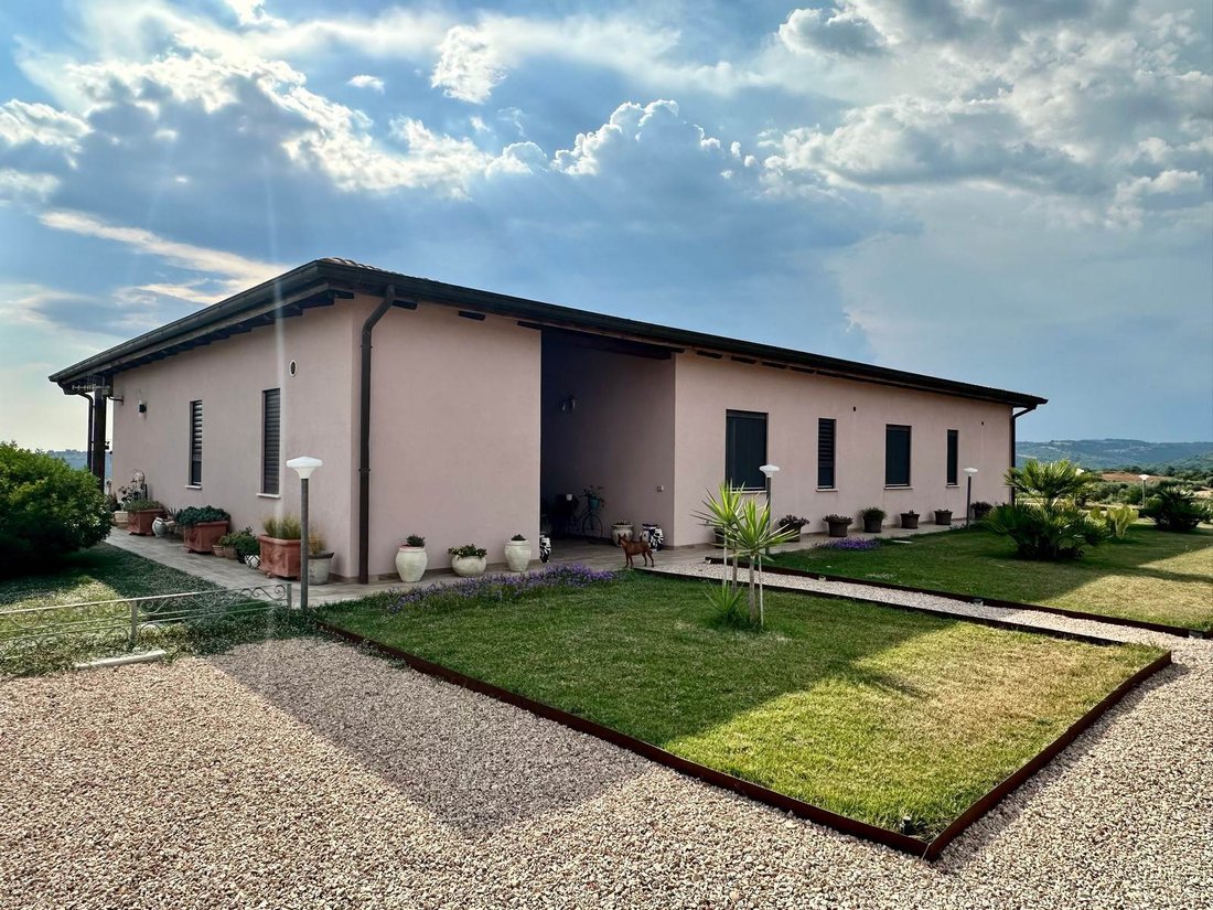 Villa in Magliano in Toscana, Tuscany, Italy 2 - 18331824