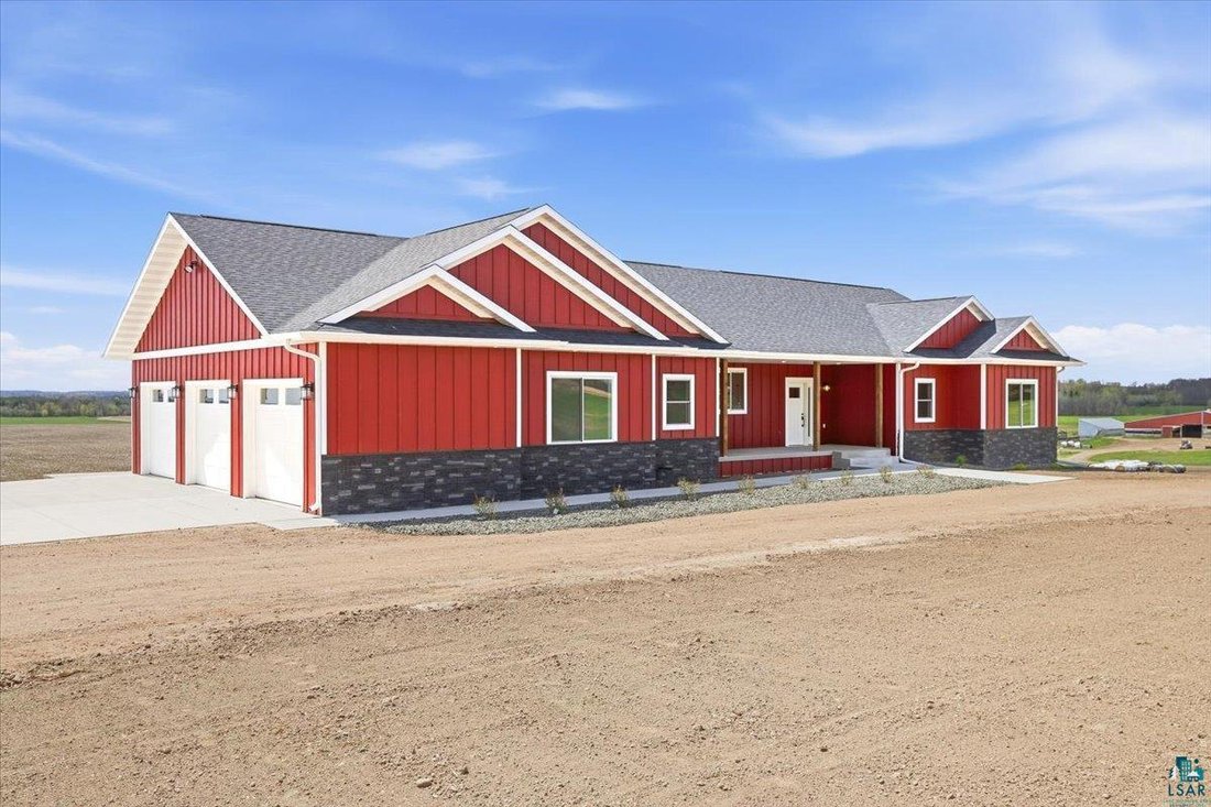 House in Barron, Wisconsin, United States 2 - 18329966