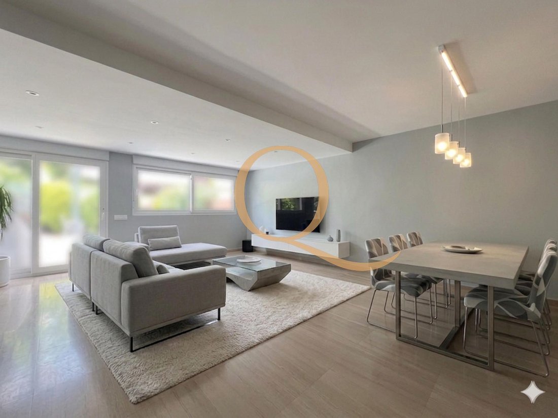 Townhouse in La Moraleja, Alcobendas, Comunidad de Madrid 2 - 18329578