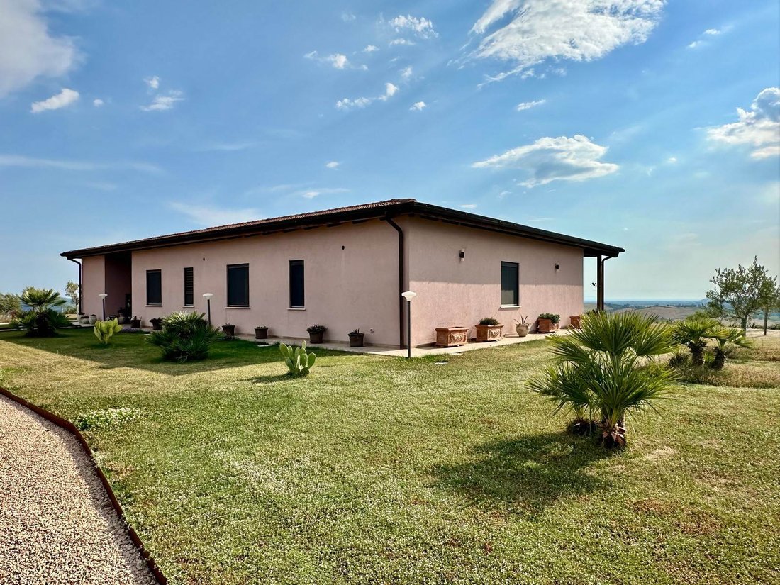 Villa in Magliano in Toscana, Tuscany, Italy 4 - 18331824