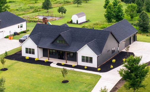 House in Fountain Inn, South Carolina, United States 1