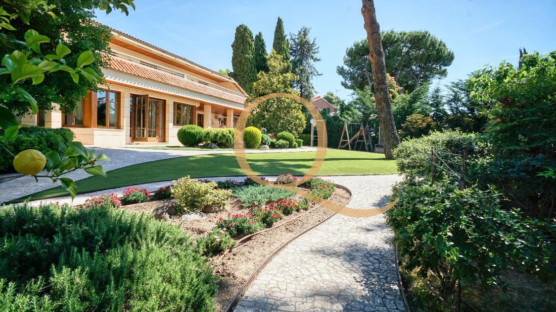 Chalet à Hortaleza, Madrid, Espagne 1 - 18330107