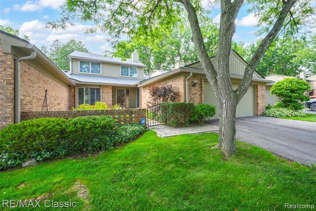 Condo in Bloomfield Hills, Michigan, United States 1 - 18329584