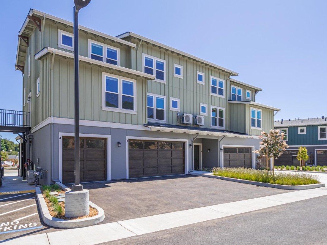 Condo in Aptos, California, United States 1 - 18330368