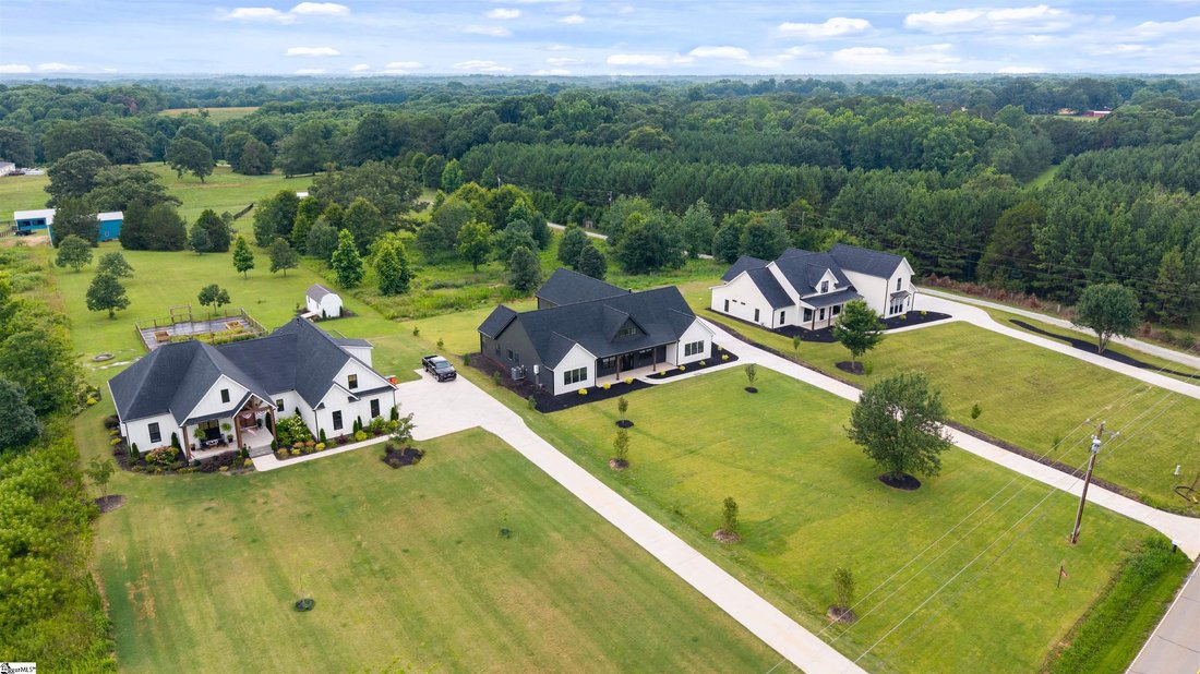 House in Fountain Inn, South Carolina, United States 5 - 18329955