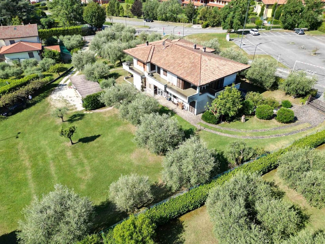 Villa in Padenghe sul Garda, Lombardy, Italy 5 - 18331852
