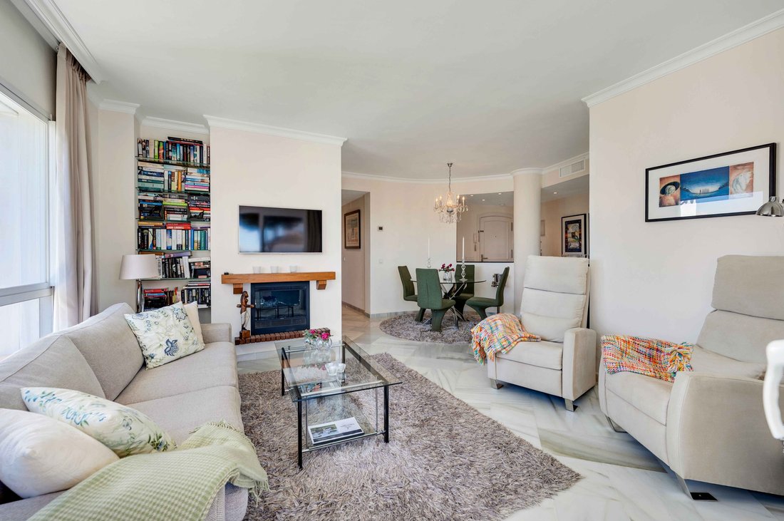Apartment in Elviria-Cabopino, Marbella, Spain 5 - 18329376