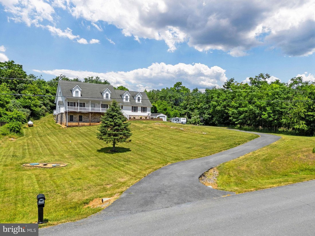 House in Clear Brook, Virginia, United States 4 - 18332056